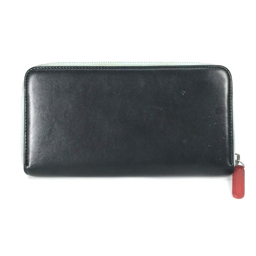 CHANEL Authentic Black Leather Wallet - Picture 2 of 16